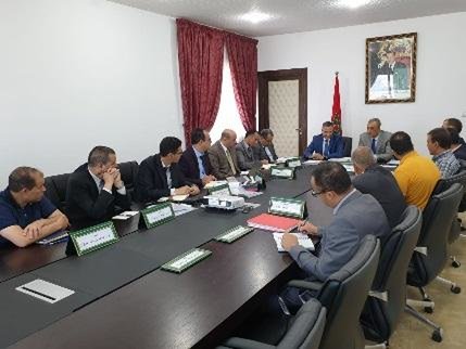 المدير العام للمكتب الوطني للكهرباء والماء الصالح للشرب يعقد لقاءا مع المنتخبين والسلطات المحلية بإقليم الحسيمة