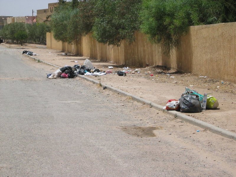 الرئيس يرفض مقترحا للمعارضة حول نظافة المدينة