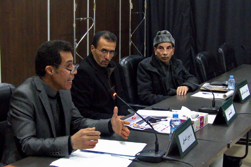 العالم القصصي عند مولاي أحمد الكمون دراسة فنية وموضوعاتية