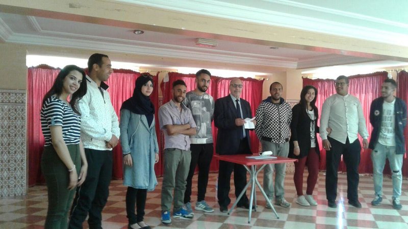 لحسن قناني يؤطر دورة تكوينية في الكتابة المسرحية