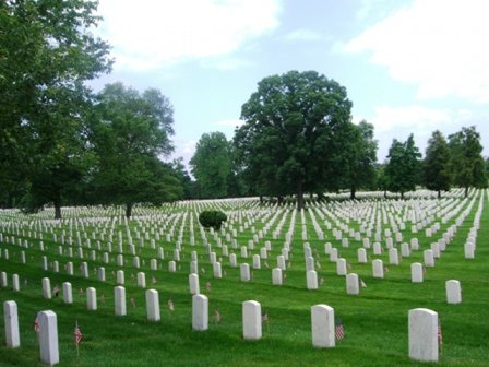 قبورنا وقبورهم /مقبرة الشهداء بواد الناشف نموذجا