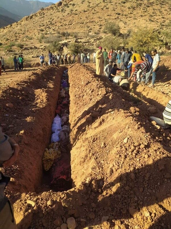 صَبِّرْ الهِي بحَوزٍ كلَّ نائِحةٍ