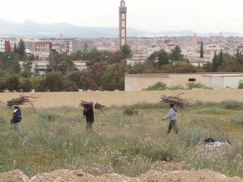 ساكنة حي الحكمة 2 تطالب مصالح الأمن بوضع حد لظاهرة المهاجرين السريين