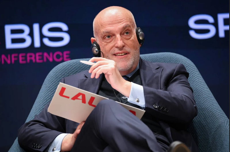 خافيير تيباس رئيس رابطة الدوري الإسباني: « إن مقترح إقامة مباريات « الليغا » في المغرب وارد جدا بالنظر إلى الشعبية الكبيرة التي نحظى بها هناك لدى الجماهير »