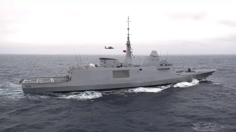 لمغرب يرسل « جوهرة » أسطوله للمساندة في أكبر مناورات عسكرية فرنسية منذ نهاية الحرب الباردة بمشاركة أكثر من 12,500 عسكري