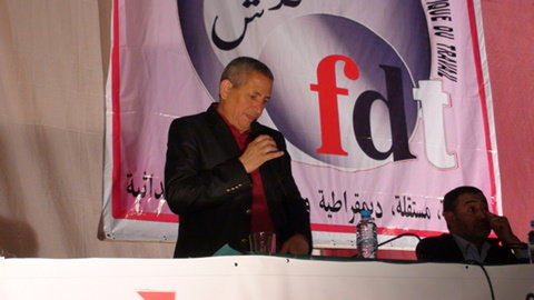 فيديوهات عن اللقاء الجماهيري للفدرالية الديموقراطية للشغل بسينما باريس بوجدة