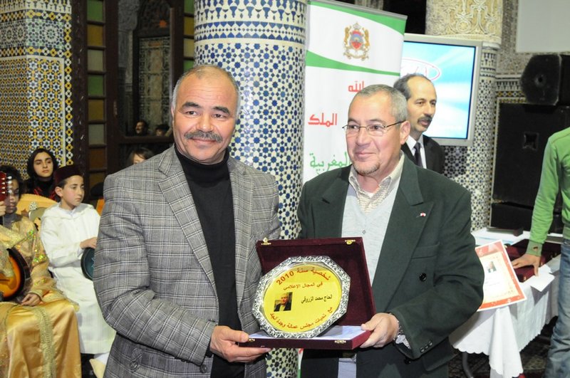 مجلس عمالة وجدة أنكاد يكرم شخصيات سنة 2010