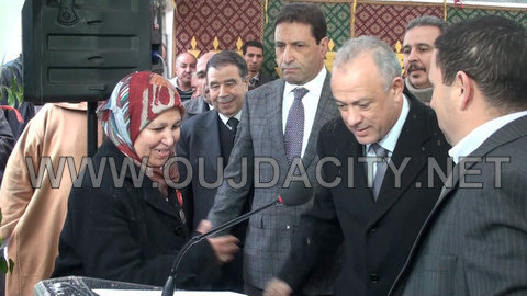 VIDEO وقائع حفل تكريم متقاعدي وبعض موظفي الاسرة القضائية بوجدة