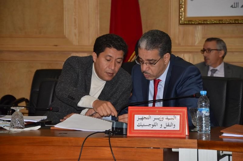 VIDEOلقاء تواصلي بين مجلس جهة الشرق ووزير التجهيز والنقل و اللوجستك حول التعاقد بين الجهة و هذا القطاع الحكومي