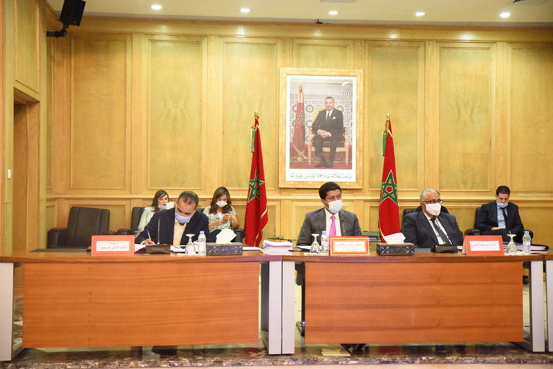 مجلس جهة الشرق يعلن خلق صندوق لدعم ممتهنات التهريب المعيشي ويصادق على مشروع ميزانية 2021