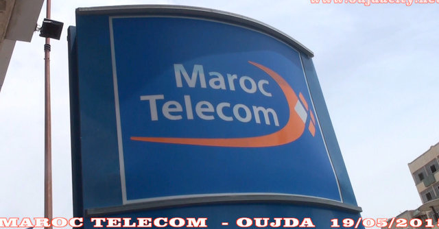 اقبال جماهيري كبير على الايام التجارية لاتصالات المغرب بوجدة VIDEO