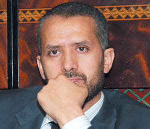 M. Choubani décide de poursuivre en justice le quotidien « Al Khabar » pour diffamation