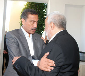 Benkirane négocie la paix sociale Les libertés syndicales érigées en principe démocratique.