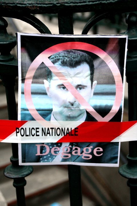 La transition politique en Syrie devient une « nécessité urgente » (Maison Blanche)