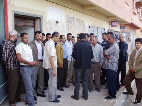 تاوريرت / افراد الجالية يحتجون