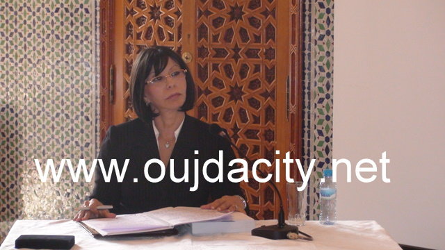 Soutenance de thèse de doctorat:/ L&rsquo;épopée au XVIIè et XVIIIè siècle:Chapelain et Voltaire