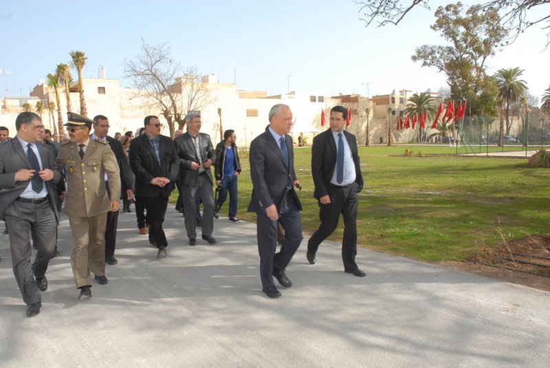 السيد محمد مهيدية والي جهة الشرق عانل عمالة وجدة انكاد يشرف على تدشين فضاء للرياضة بحديقة لالة عائشة‎VIDEO