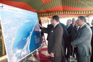 S.M. le Roi lance le plan de restructuration et de viabilisation du site touristique Marchica